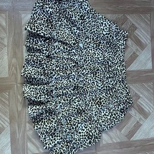 cheetah print skirt, too big on me; worn once(pic)